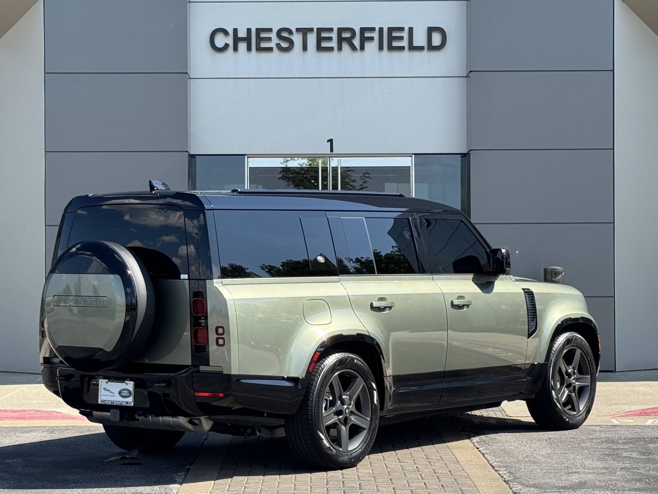 land rover defender 2024 SALE2FEU9R2296113 image land rover defender 2024 SALE2FEU9R2296113 image